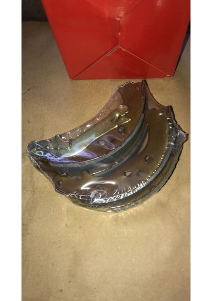 Fiat Fiorino Arka Fren Balatası Takım (Papuçlu) Linea/punto 2008> 77364744