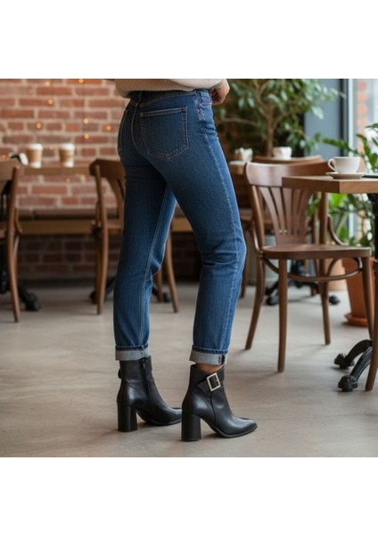 Siyah Hakiki Deri Geniş Tokalı Sivri Burunlu Kadın Kalın Topuklu Bot fiyatları