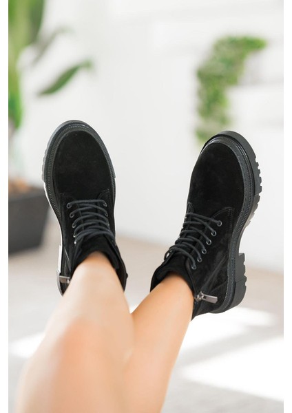 Farber Kadın Hakiki Süet Deri Taşlı Bot Ksiyah fırsatları