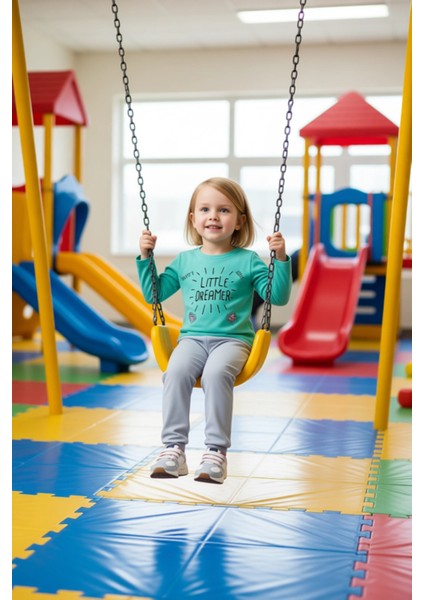 Kız Çocuk Yumuşak Pamuklu Sloganlı Uzun Kollu Ev Giyim Takımı Kaliteli Şık Rahat