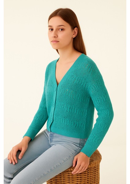 Kadın V Yaka Önü Düğmeli Mevsimlik Hırka fiyatları