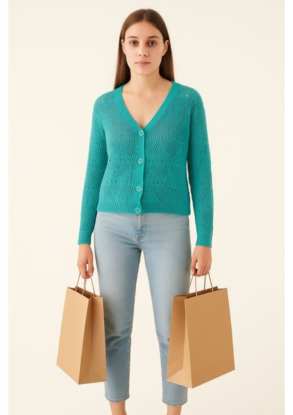 Kadın V Yaka Önü Düğmeli Mevsimlik Hırka fırsatları