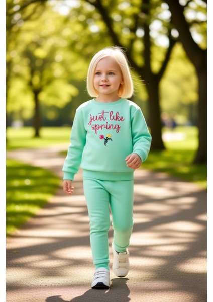 Kız Çocuk Baskılı Regular Örme Iki Parça Takım Konfor ve Stil Bir Arada Kaliteli Şık Rahat