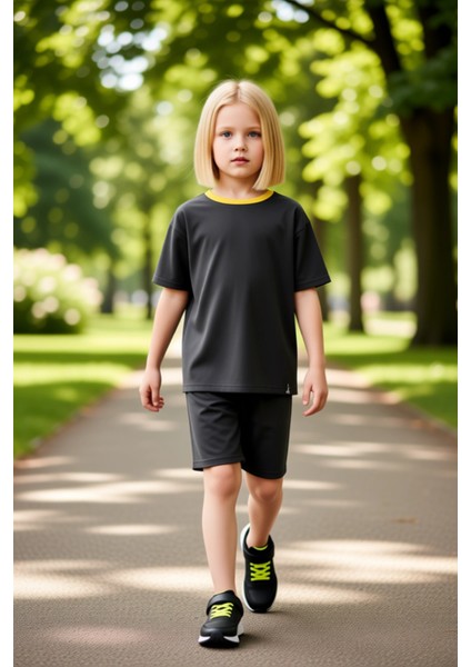 Erkek Çocuk Pamuklu Bisiklet Yaka Kısa Kollu Tişört ve Şort Takımı Kaliteli Şık Rahat