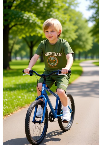 Erkek Çocuk Spor Şehir Baskılı Pamuklu T Shirt ve Şort Takımı Kaliteli Şık Rahat fiyatları