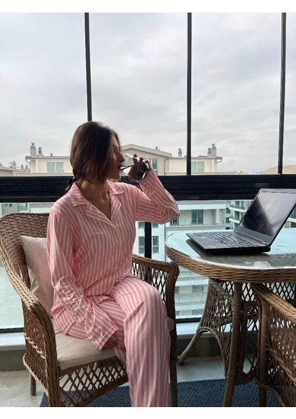 Milan Pembe Çizgili Kadın Pijama Takımı fırsatları