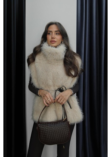 Bej Kürk Süveter indirimleri