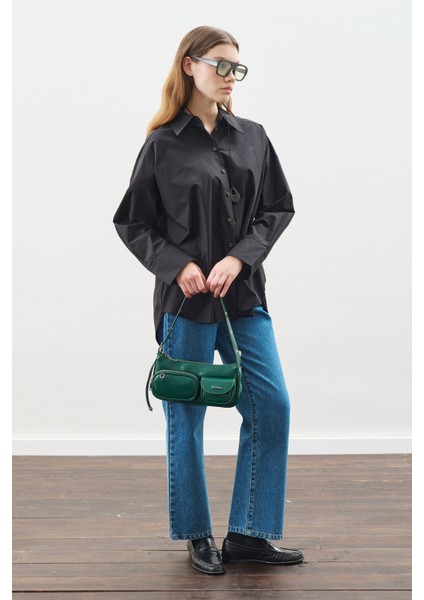 Tasarım Detaylı Oversıze Gömlek Siyah