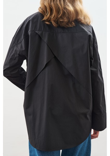 Tasarım Detaylı Oversıze Gömlek Siyah