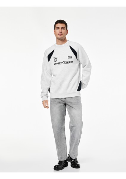 Regular Fit Uzun Kollu Bisiklet Yaka Baskılı Sweatshirt fiyatları