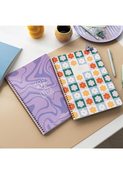 Spiralli Karton Kapak 2’li Set Okul Defteri 80 Yaprak, Ders Programlı Lila Çiçek