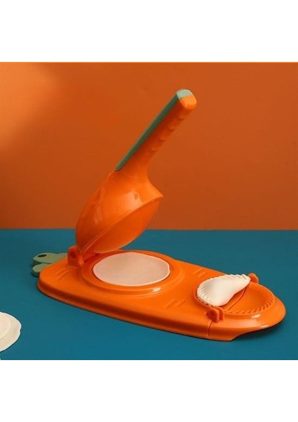 Havuç Tasarımlı Şık Pratik Börek Mantı Hamuru Presleme Börek Yapma Kalıbı (5067) indirimleri