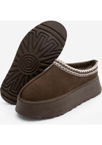 Kadın Içi Kürklü Kalın Taban Önü Kapalı Günlük Kışlık Terlik Furenta Kahve Süet