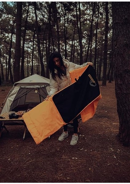 Badger Pratik Battaniye Olabilen Yastık Gri Fermuarli Gri 2'si Bir Arada (50X50 cm - 145X200 Cm) indirimleri