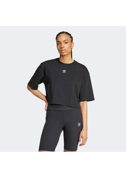 Essentials Cropped Kadın Siyah T-Shirt.-