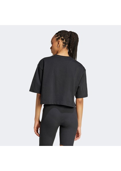 Essentials Cropped Kadın Siyah T-Shirt.- modelleri