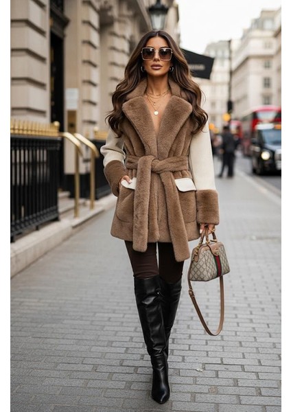 Triko Kollu Kürklü Kuşaklı Kruvaze Yaka Kürklü Ceket fiyatları