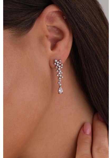 Pırlanta Montür 4 Tırnaklı Su Yolu 925 Ayar Küpe modelleri