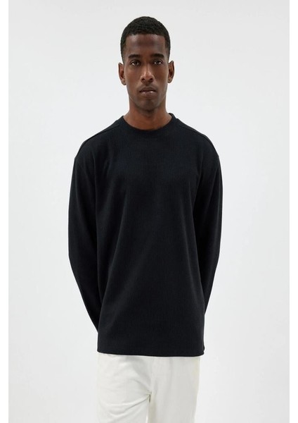 Oversize Kazak Bisiklet Yaka Dokulu Dikiş Detaylı Pamuk Karışımlı modelleri