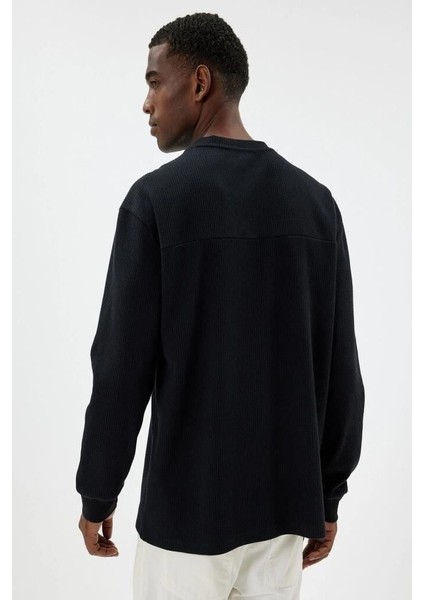 Oversize Kazak Bisiklet Yaka Dokulu Dikiş Detaylı Pamuk Karışımlı fırsatları