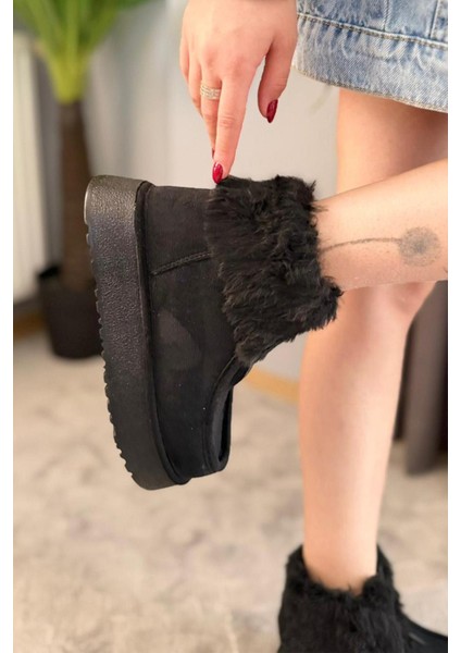 Kadın Impera Siyah Süet Kürklü Fermuarlı 4 cm Kalın Tabanlı Kısa Bot