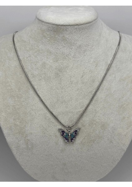 Mavi ve Mor Tonlarında Kelebek Kanatlı Silver Kolye
