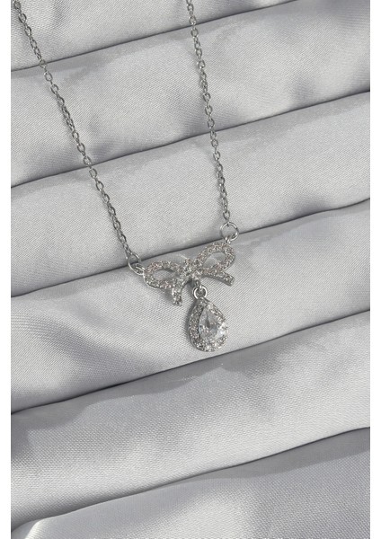 Bfs 316L Çelik Gümüş Renk Zirkon Taşlı Fiyonk Detay Damla Kolye