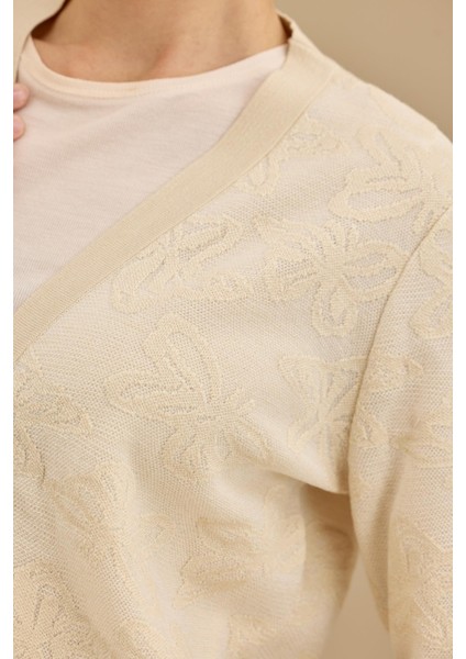 21853 Simli Önden Düğmeli Hırka modelleri