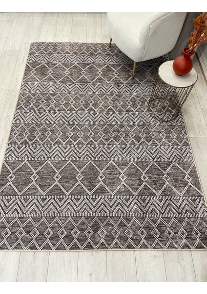 Kahverengi Iskandinav Tarzı Kilim Desenli Yolluk Lateks Halı