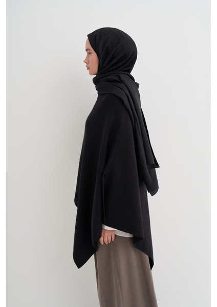 Robe Asimetrik Triko Kap Siyah fiyatları