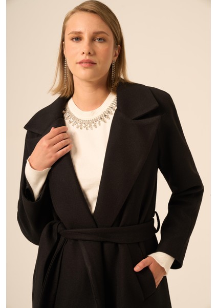 Bayan Kaşe Kaban Siyah 31251 modelleri