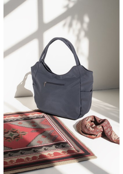 Astarlı Tek Bölmeli Püsküllü El ve Omuz Çantası 111005 fiyatları