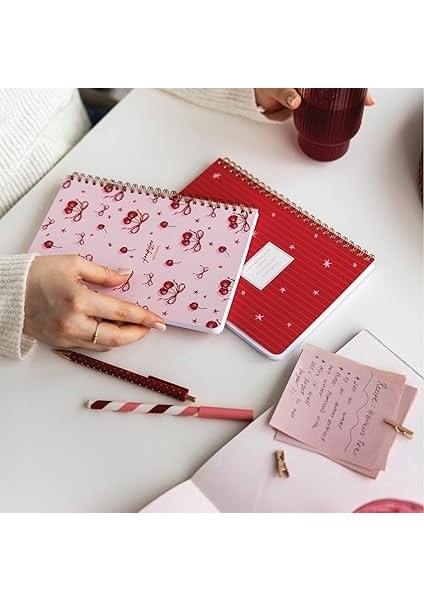 A5 Spiralli Karton Kapak 2’li Set Düz Çizgisiz Okul Defteri 80 Yaprak, Ders Programlı Kiraz indirimleri