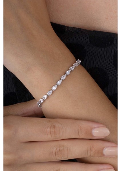 Pırlanta Montür Su Damlası Motifli Ful Taşlı 925 Ayar Gümüş Bileklik