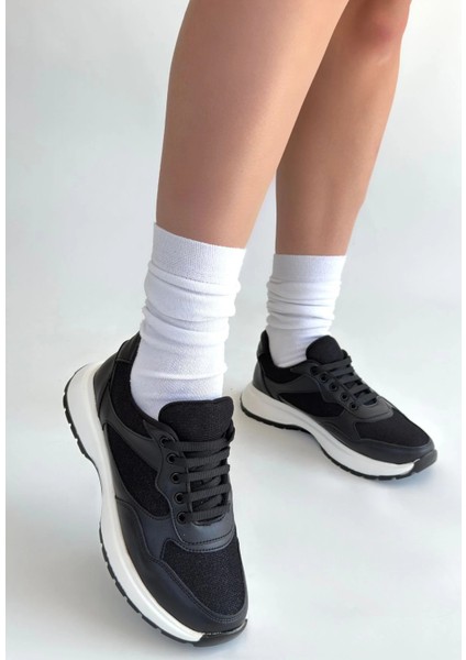 Slar Siyah Cilt Bağcıklı Spor Ayakkabı fiyatları