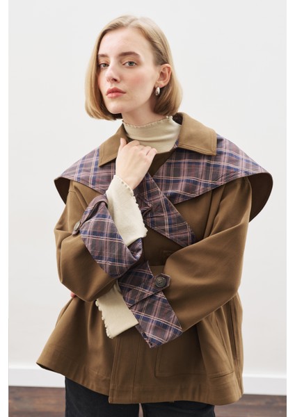 Greta Şal Detaylı Parka Ceket Haki