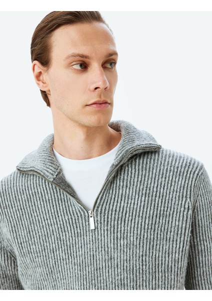 Yarım Fermuarlı Uzun Kollu Kışlık Triko Kazak