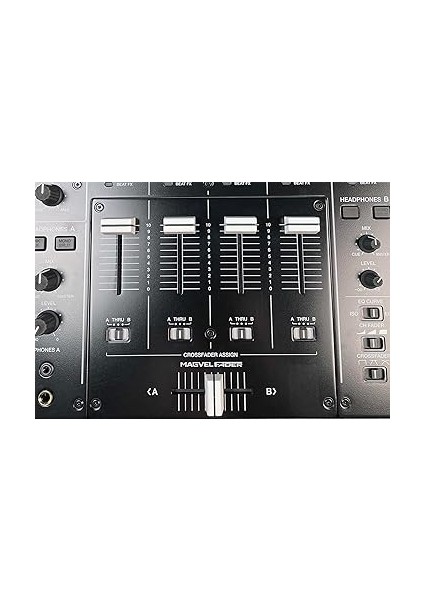 Techtools Chroma Caps Pro Pack (White) | Chroma Caps Pro Paketi: 12X 90º Super Knobs, 5x Fader Pro, 3x Magvel Fader Pro. modelleri