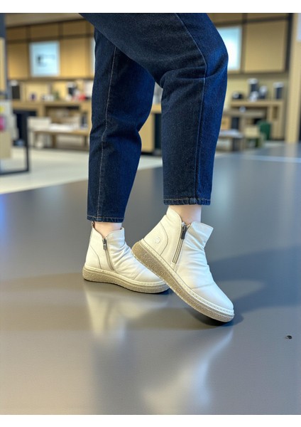 D25KB-1005 Kemik Renk Hakiki Deri Tam Ortopedik Günlük Kadın Bot