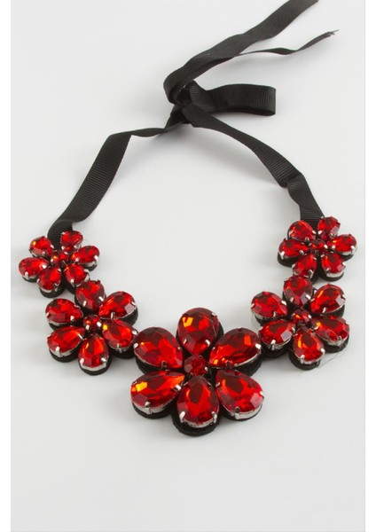 Papatya Taşlı Yaka Kolye