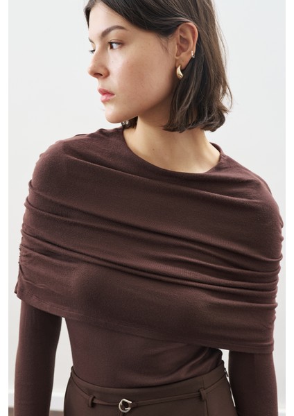 Büzgü Detaylı Bluz Acı Kahve indirimleri