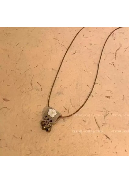 Yeni Perçin Metal Deri Yaka Crockpunk Aşk Kız Kültür Niş Kolye (Yurt Dışından)