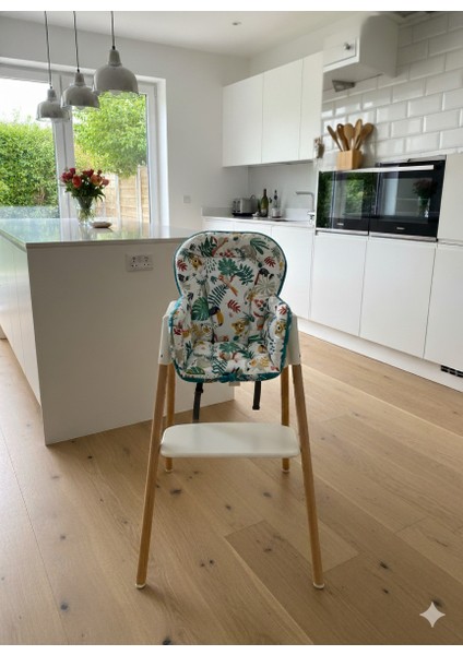 Çift Taraflı Mama Sandalyesi Minderi (Kemer Geçme Yerleri Mevcut) modelleri