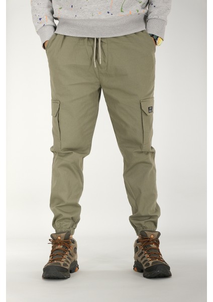 Erkek Açık Haki Kargo Cepli Jogger Pantolon Rahat Kesim Pamuklu Lastikli Paça