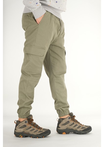 Erkek Açık Haki Kargo Cepli Jogger Pantolon Rahat Kesim Pamuklu Lastikli Paça indirimleri