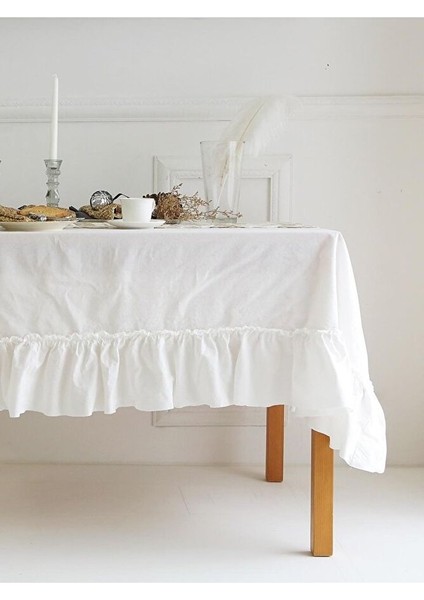 Fırfırlı Dökümlü Pamuk-Keten Dikdörtgen Masa Örtüsü – Doğal ve Şık Dokunuş