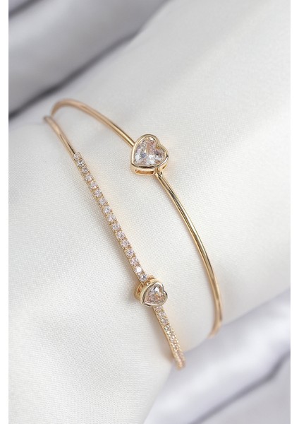 Pirinç Zirkon Taşlı Kalp Model Gold Renk Kadın Bileklik - TJ-BB7869