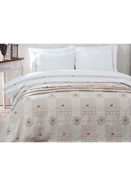 Nazende Nevresim ve Pike Seti Çift Kişilik Kahve