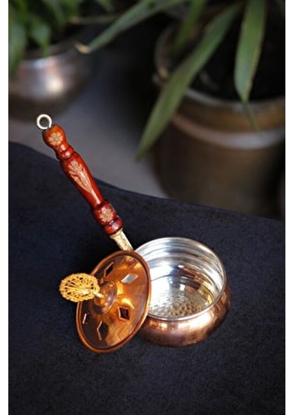 Bakır Buhurdanlık Şık Tasarım 1 Mum Gözü ile Modern Dekorasyon İçin fırsatları