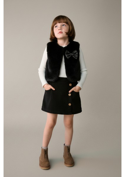 Kız Çocuk Pamuklu Siyah Fiyonklu 3'lü Yelekli Etekli Takım – Zarif Günlük Kombin